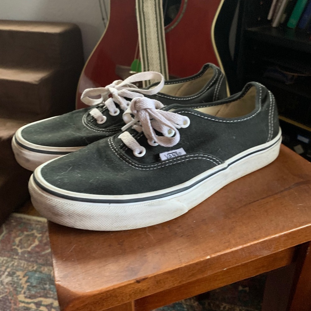 Vans - Picture 5 of 5